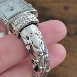 Vintage Watches Vivani Ladies Silver Quartz Bracelet Watch with Rhinestones